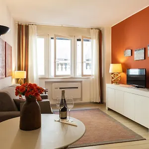  Apartment Loggiato Palazzo San Matteo
