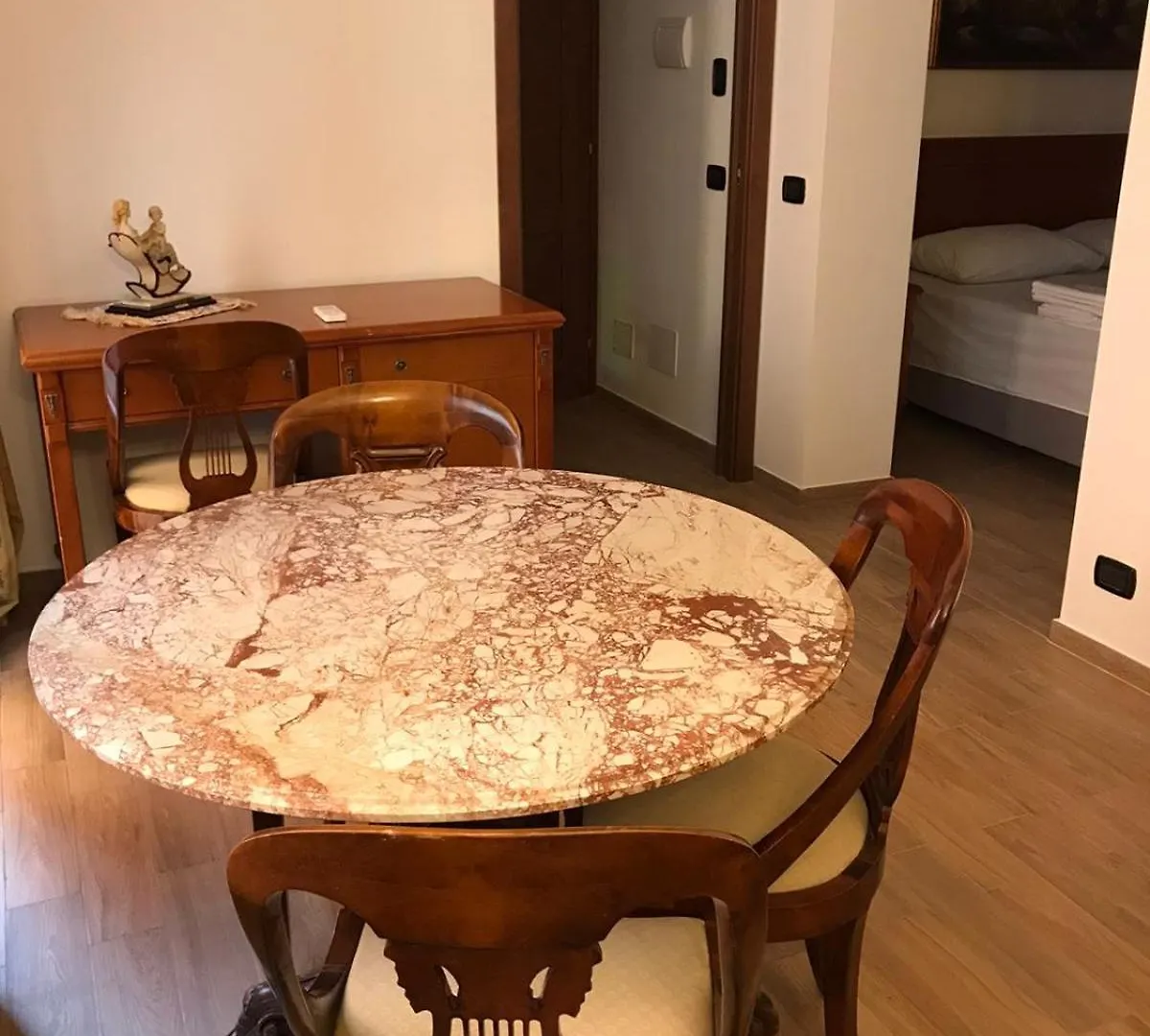Casa Rosa 호텔 팔레르모 0*,  이탈리아